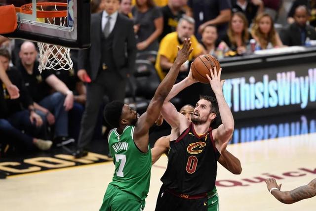 萨拉赫生涯首次欧冠战胜皇马 此前8场比赛1平7负